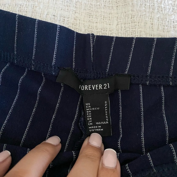 Forever 21 dark blue stripped leggings - Picture 7 of 9